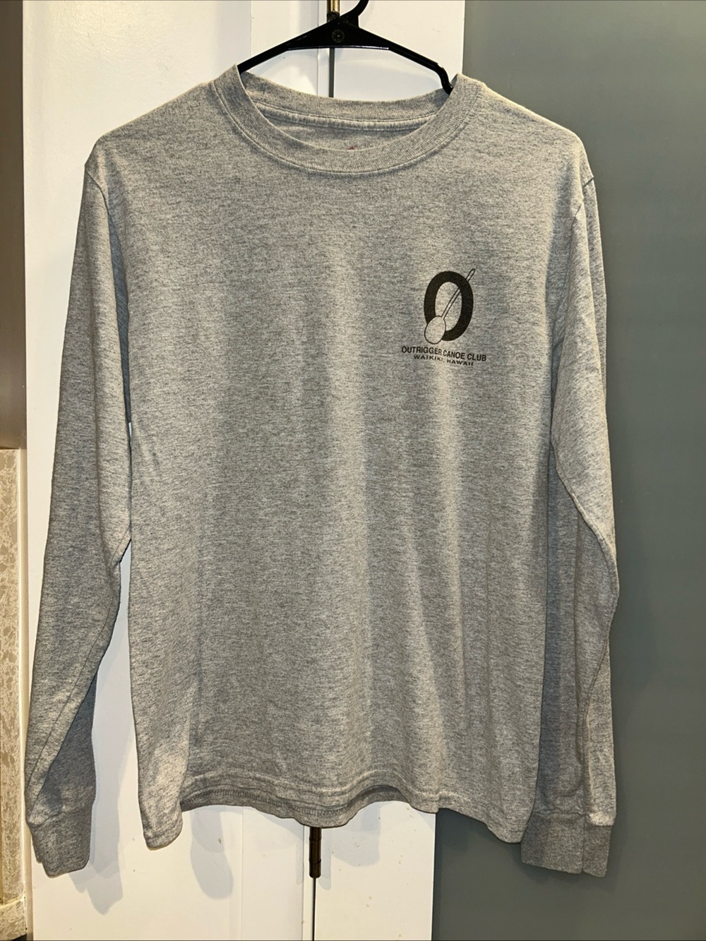 Outrigger Canoe Club Waikiki Gray Long Sleeve Men’s Small T Shirt